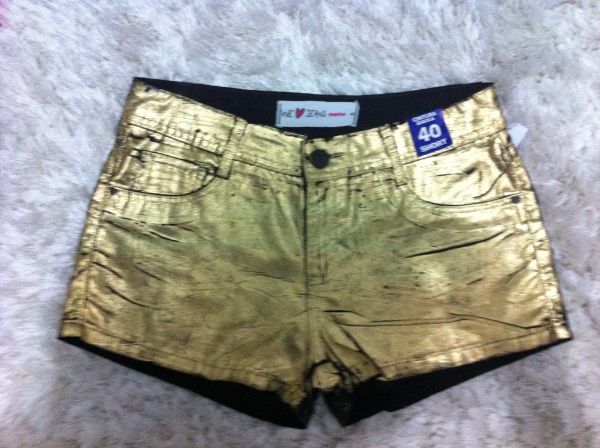 SHORT METALIZADO DOURADO